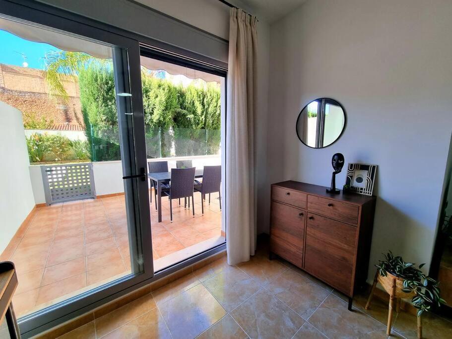 Cal Marc - Piso Con Piscina Y Terraza Apartment Ulldecona Exterior photo